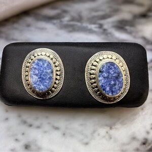 Vintage Native American handmade sterling silver Lapis clip on ear rings.